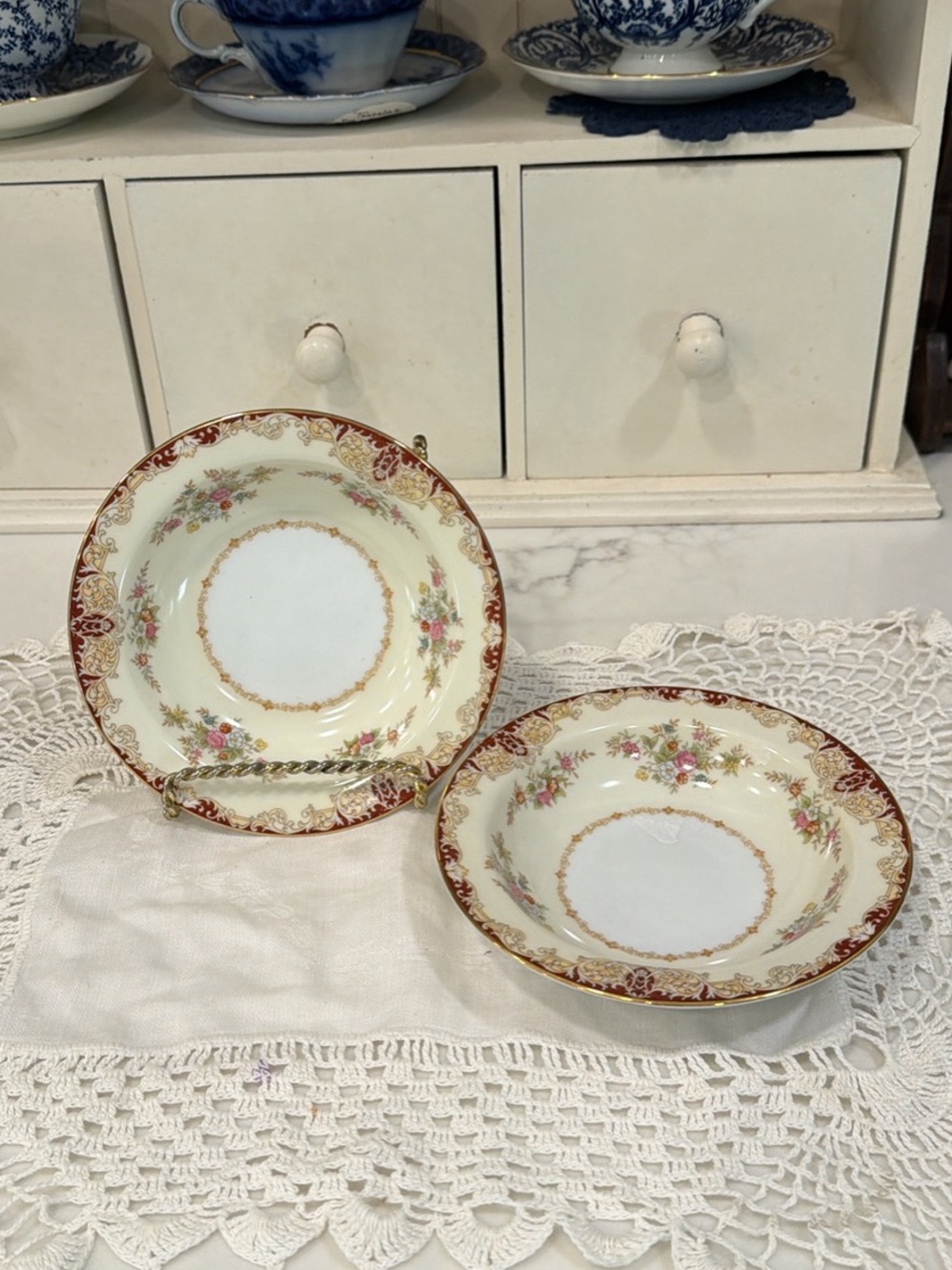 Noritake Vintage Floral Gold Rim Berry Bowls - Cream and Red